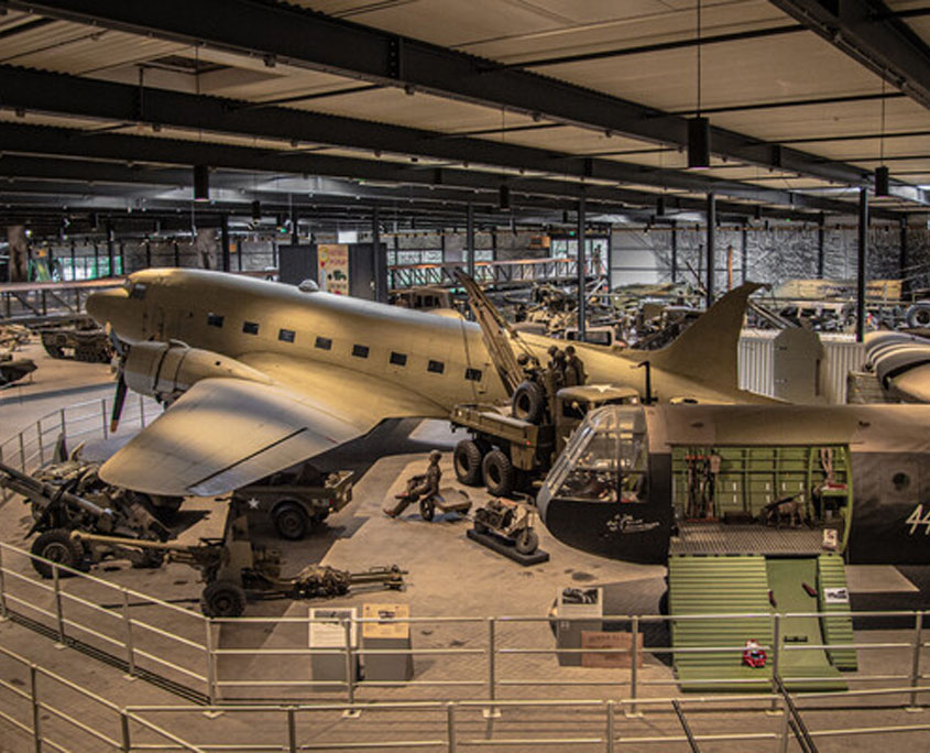 oorlogsmuseum overloon de meerenhoeve