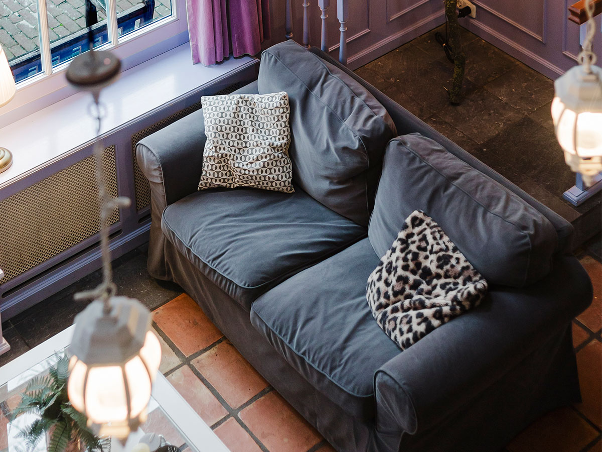 de-meerehoeve-huis-mill-famillie Bovenaanzicht op loungebank - De Meerenhoeve